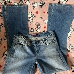 lightwash lowrise guess flare jeans